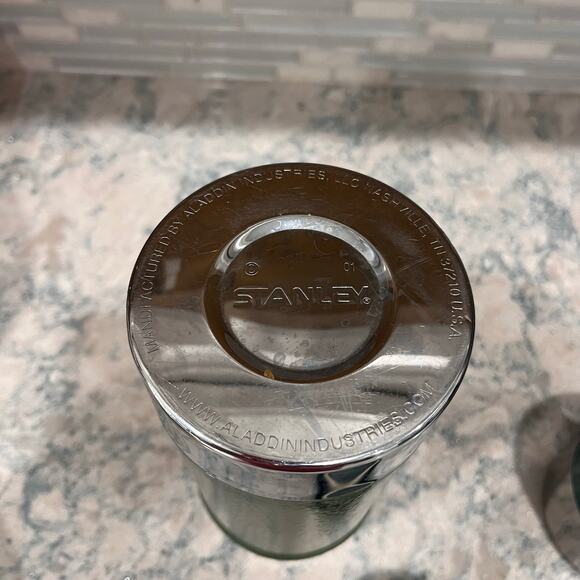 Vintage Aladdin Stanley A-1350B Thermos 24 oz Wide Mouth Green Vacuum Bottle - Picture 7 of 7